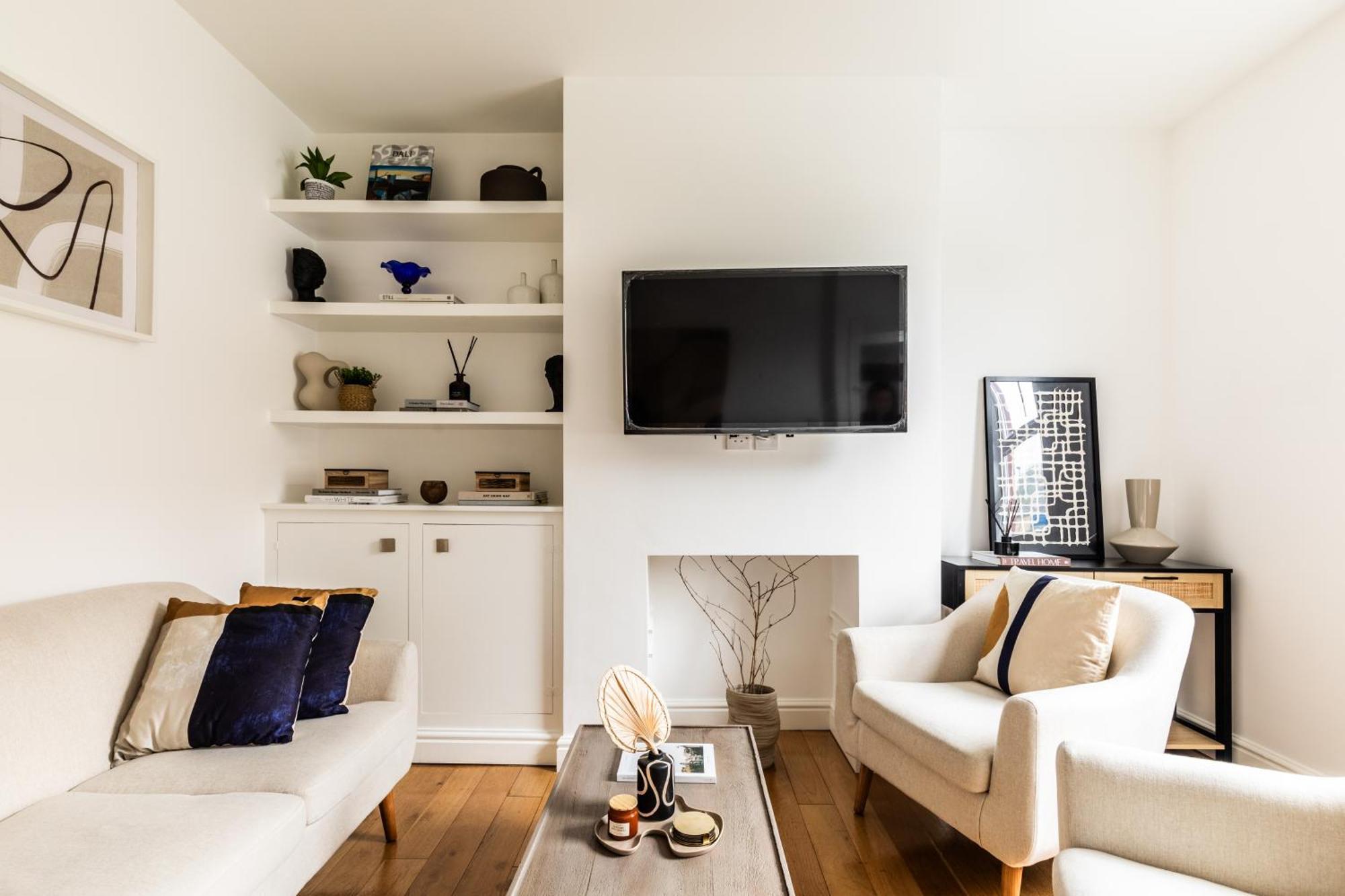 The Broadway Bath - 2 Bedrooms With Parking, Central บาธ ภายนอก รูปภาพ