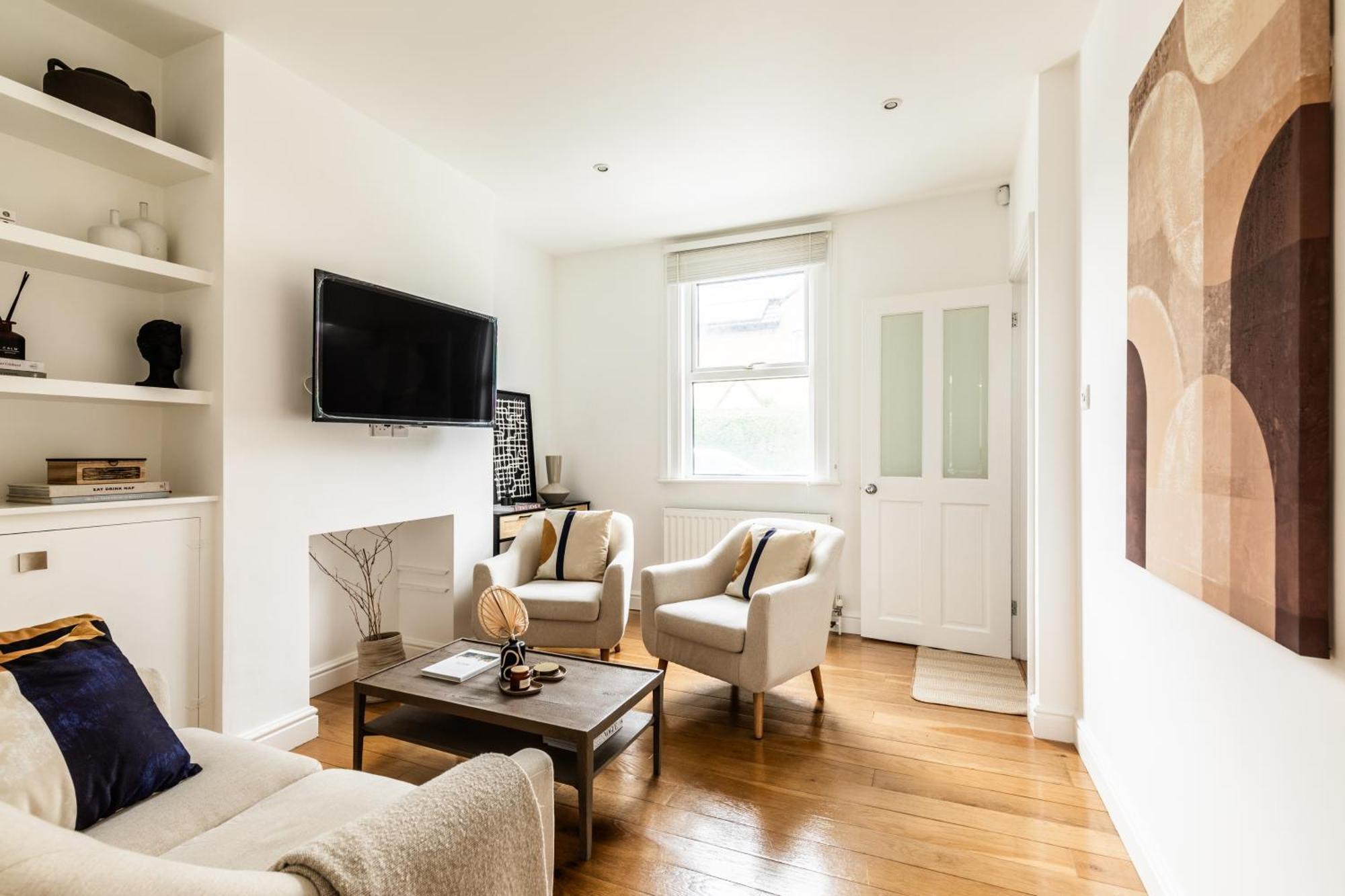 The Broadway Bath - 2 Bedrooms With Parking, Central บาธ ภายนอก รูปภาพ