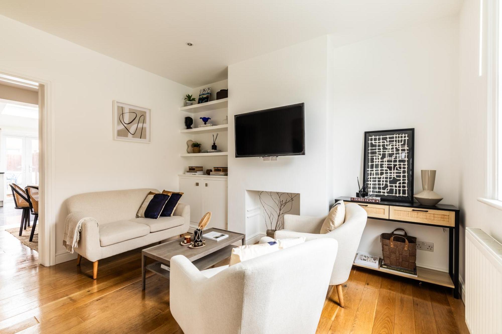 The Broadway Bath - 2 Bedrooms With Parking, Central บาธ ภายนอก รูปภาพ